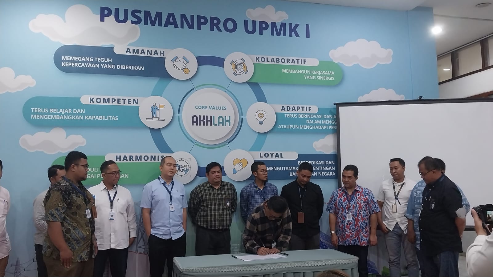 Komitmen Zero Accident dan Sistem Manajemen Anti Penyuapan (SMAP) PUSMANPRO UPMK I